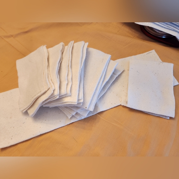 Assorted Batting Scraps For Small Ptojects. - Picture 13 of 15